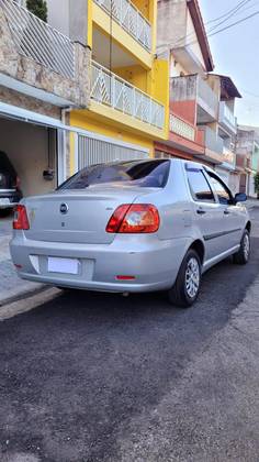 FIAT SIENA 1.0 MPI FIRE CELEBRATION 8V FLEX 4P MANUAL FIAT SIENA 1.0 MPI FIRE CELEBRATION 8V FLEX 4P MANUAL